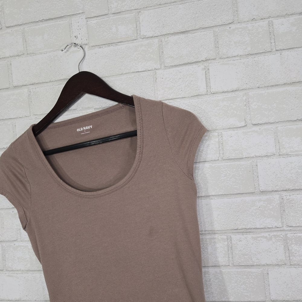 Old Navy bodysuit - Picture 6 of 13